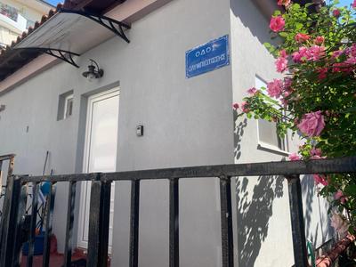 Studio close to Train Station