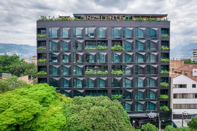 Hashtag 98 Hotel By Jalo