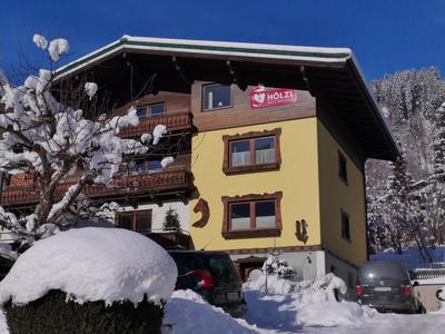 Hölzl Bed & Breakfast