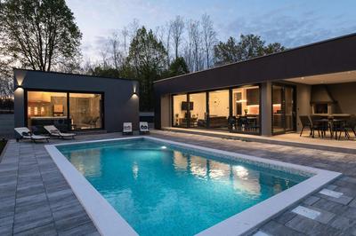Villa Alison Deluxe with private spa and heated swimming pool