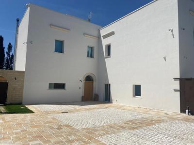 Palazzo Momi