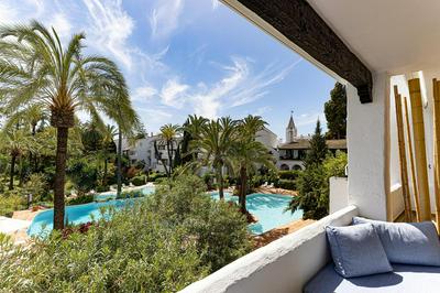 Luxurious apartment in Puente Romano, Marbella (Golden Mile)