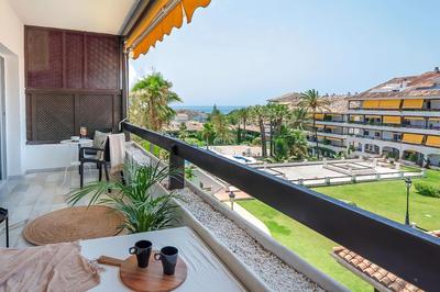 2BDR apartment with Sea View in Golden Mile, Marbella