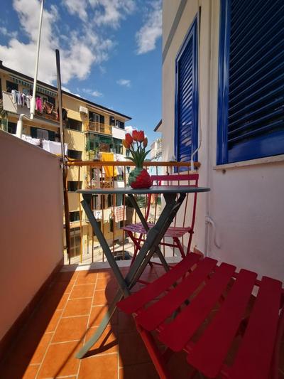 Modern Sea House in the Heart of Amalfi Coast - Apartment with Balcony, 100 mt from the Sea - into Maiori City Center