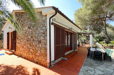 Villa Ai Pini a Punta Perla - Goelba