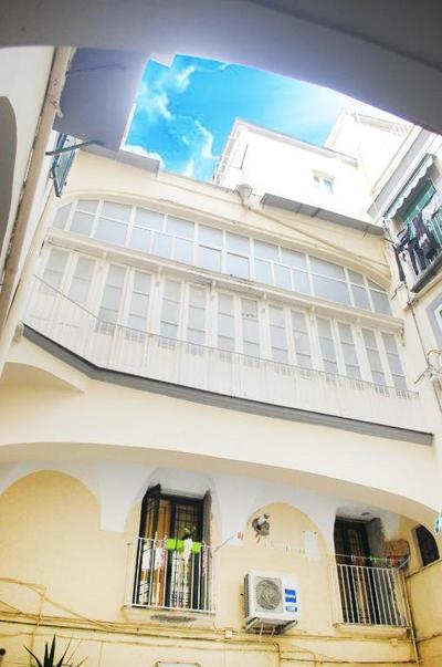 LegnoSuites 3 rooms 3 bathrooms Group and Family By HouseinNaples