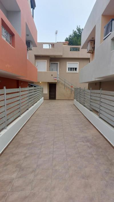 Nio's Place