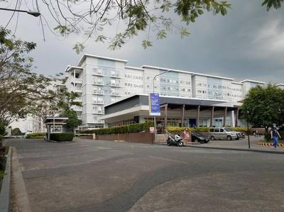 2-bedroom condo unit with Netflix and board games