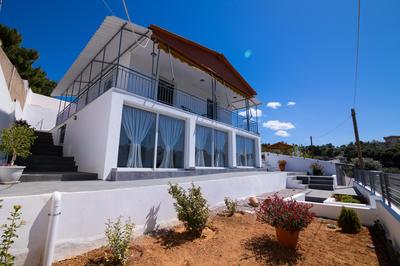 Oceanus Summer House