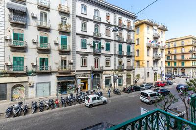 Central Station Family Apartment by Wonderful Italy