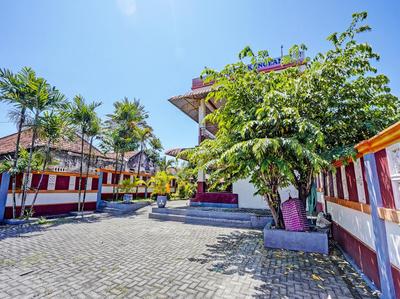 Hotel O Penginapan Kangean SyariahNearTaman Merdeka Kalianget