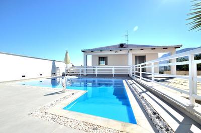 Villa White private pool