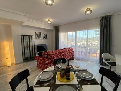 Apartment with solarium/terrace.