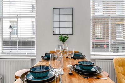 Cozy Covent Garden/Oxford Street apartment