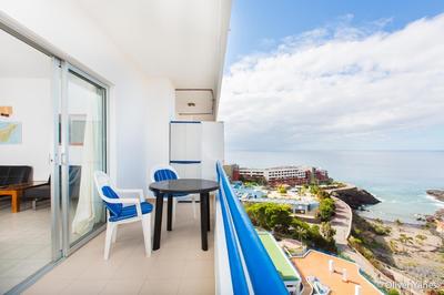 Apartment with beach at 50 meters, swimming pool and wonderful oceansunset view