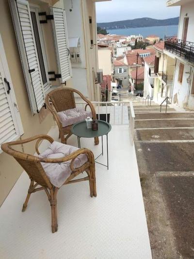 Vion Place Pilos