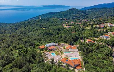 Villa in Veprinac with a stunning view