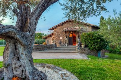 Roman Oasis Villa Spa