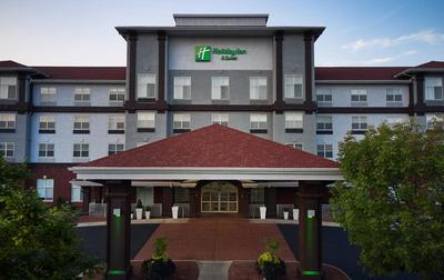 Holiday Inn Hotel & Suites Madison West - Middleton by IHG