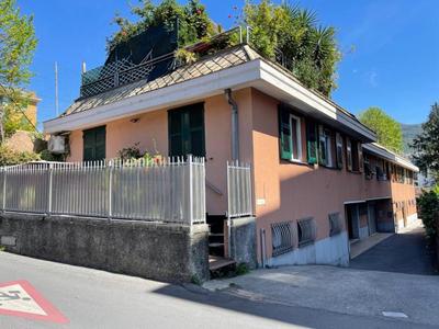 Bellaria Casa Indipendente-Giardino Privato-Free Parking-Wifi-Strategic Location 5 Terre-Portofino
