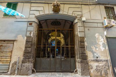Santa Sofia's Flat at the Historical Center by Wonderful Italy