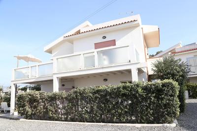Marchesana Beach sole mare spiaggia