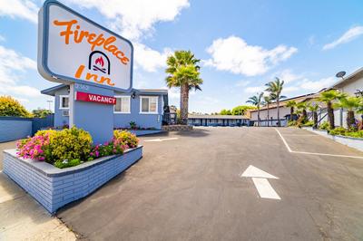 The Monterey Fireplace Inn, Billede 2