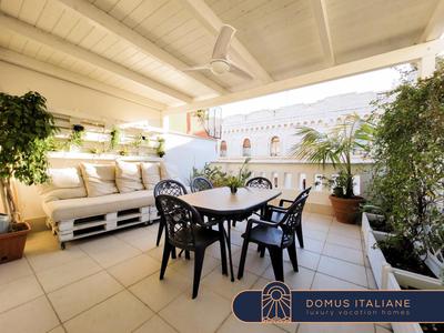 Penthouse in the heart of Bari with terrace