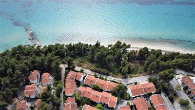 Zennova #16 Naftilos Family Summer House