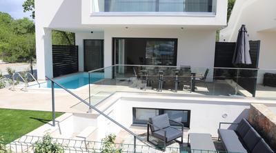 Brand new apartment with private pool