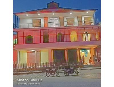 Hotel Amandeep Galaxy, Barkot
