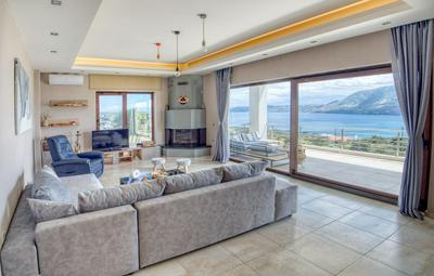 2-Bedroom, Sea-View Apartment - Balcony in Heaven!