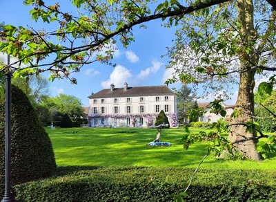 CHATEAU DE BRINVILLE
