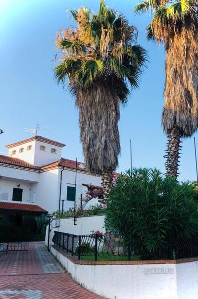 Pietra Ligure - Essential with Swimming Pool