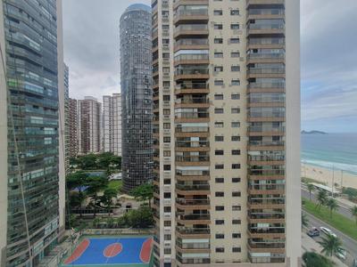 APTO VISTA MAR e PÉ NA AREIA DA BARRA DA TIJUCA