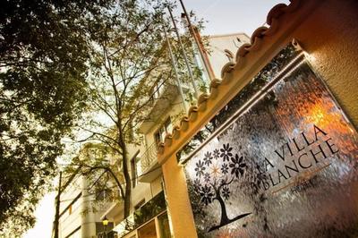 Villa Blanche Hotel SPA & Garden Pool