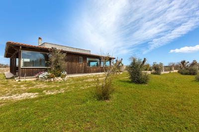 Villetta Jannara by BarbarHouse