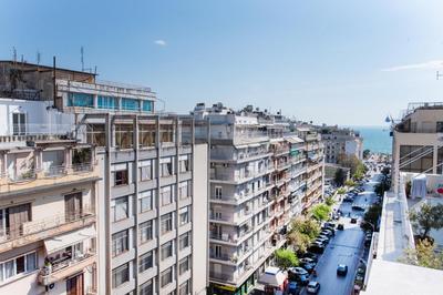 Penelope by halu!, Central 2-BD apartment