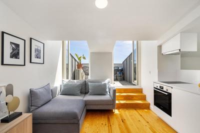 WHome Alfama 2-Bed Minimalist Retreat for Digital Nomads & Remote Workers
