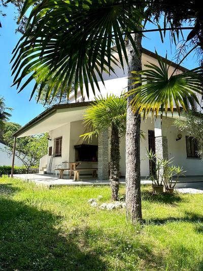 Villa Riviera by the Sea