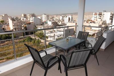 Lovely 2-bedroom apartment with a city view (F10)