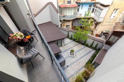 ARISTO Jacuzzi Hotel