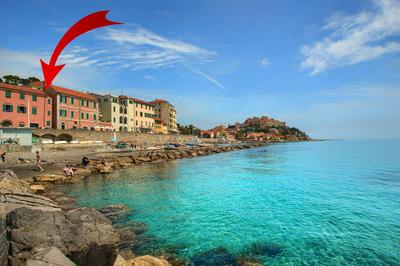 Casa a 2 passi dal mare con patio privato