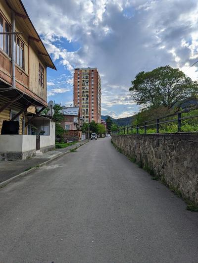 Gari's apartment next to Borjomi Central Park