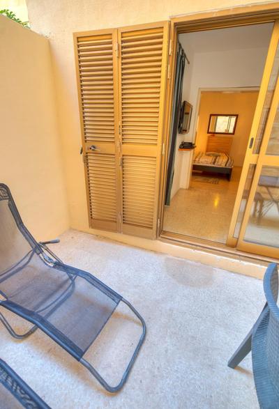 Enormous 3bedrooms seafront with balcony PDEH1-1