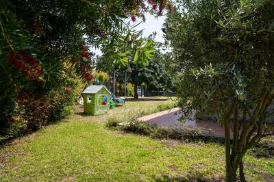 Villa Green Place