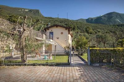 Villa Fuzzys - Un antico casale ristrutturato