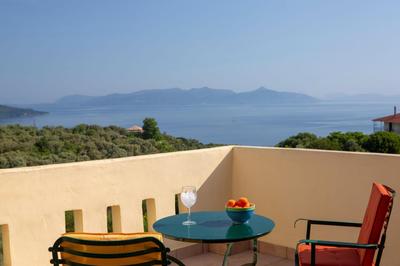 Serene villa Meganisi - Seaview & Exclusive Pool