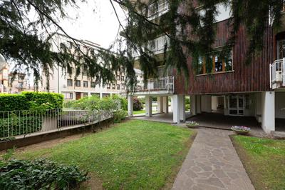 GuestHost - APT con terrazzo a Milano- Greco Pirelli!