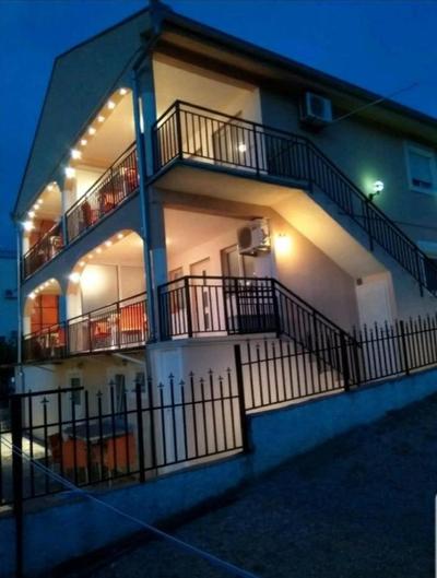 Apartmani LJUBICA